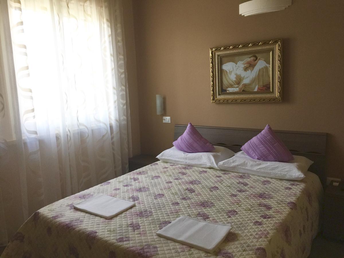 Bed and Breakfast Bba2Passi Marina di Massa Zewnętrze zdjęcie