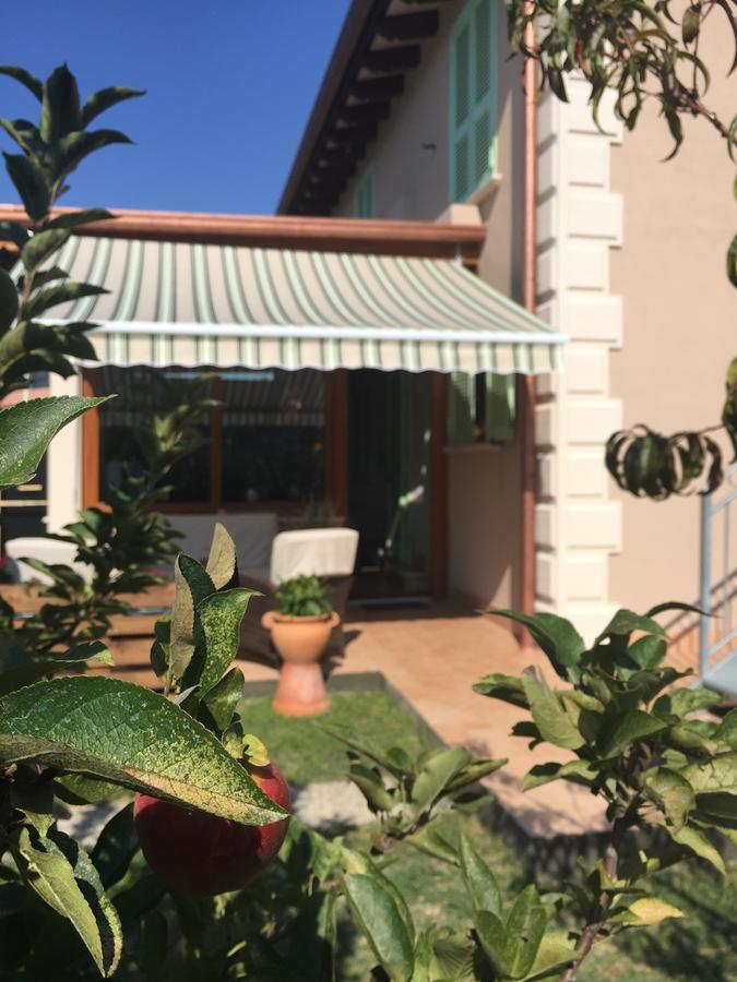 Bed and Breakfast Bba2Passi Marina di Massa Zewnętrze zdjęcie