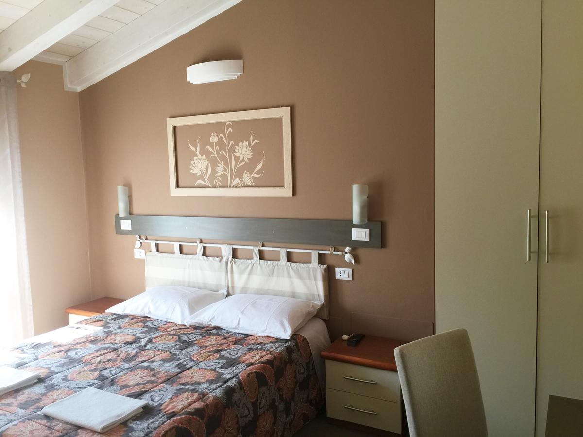 Bed and Breakfast Bba2Passi Marina di Massa Zewnętrze zdjęcie