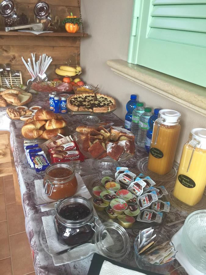 Bed and Breakfast Bba2Passi Marina di Massa Zewnętrze zdjęcie